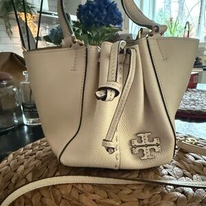 Tory Burch Cream Leather Women's Bag